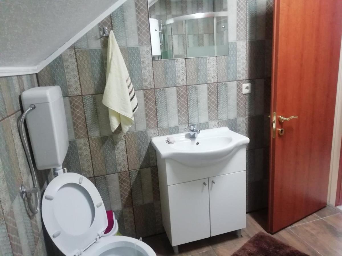 טוזלה Apartman Salus מראה חיצוני תמונה