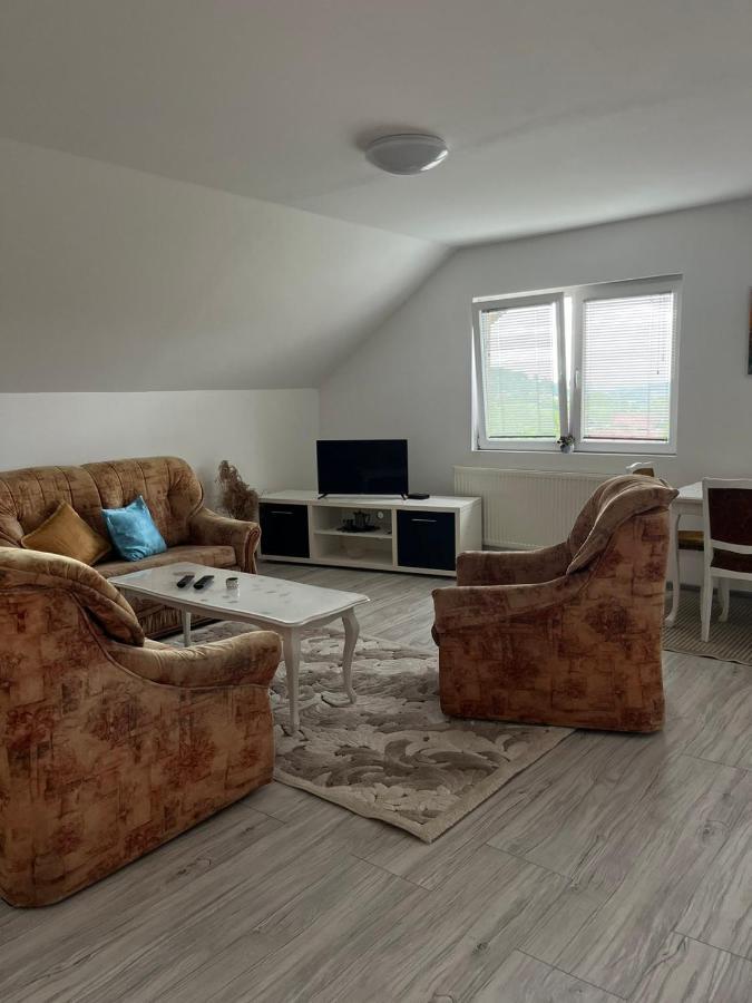 טוזלה Apartman Salus מראה חיצוני תמונה